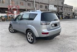 ميتسوبيشي اوتلاندر